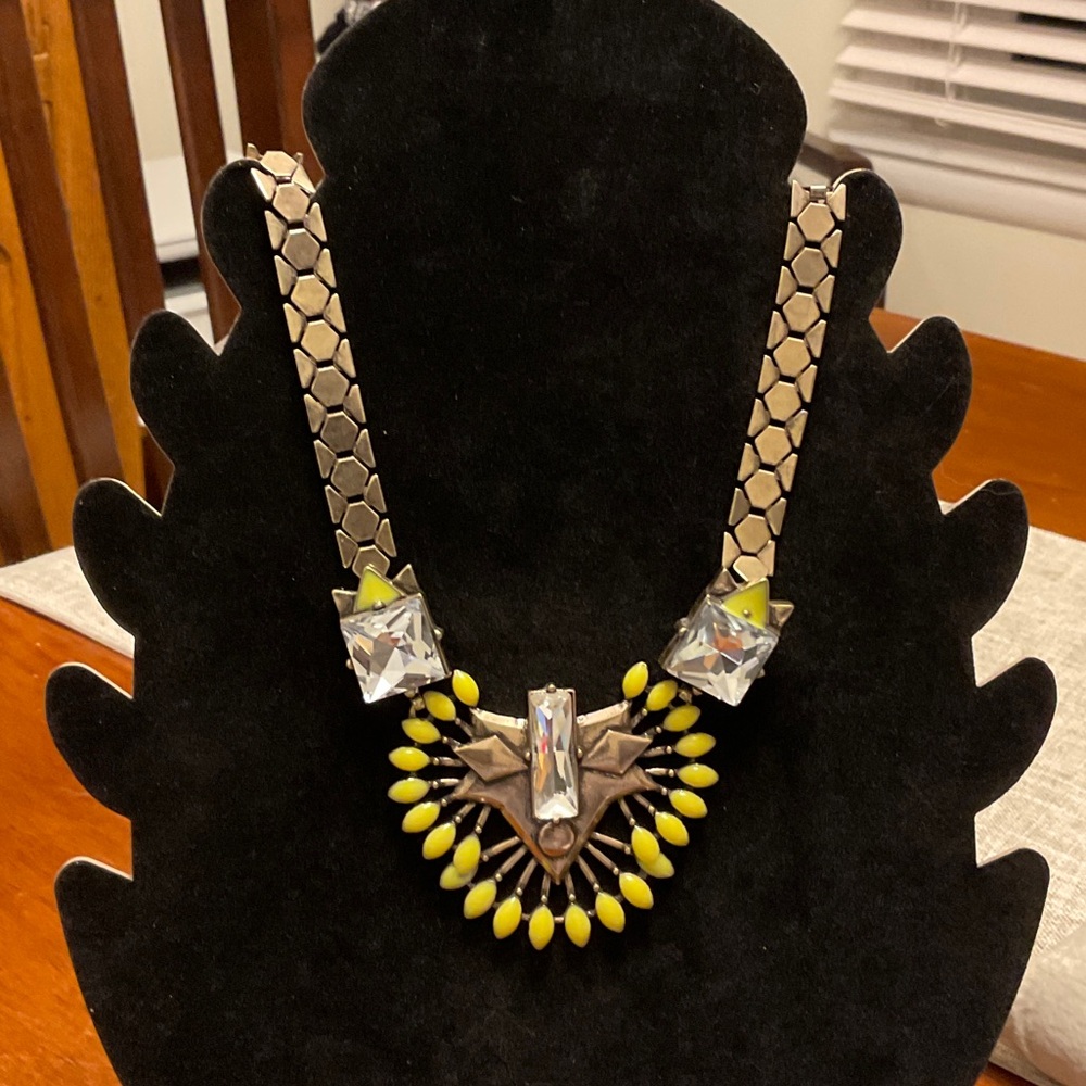 Stella and Dot yellow and gold Necklace